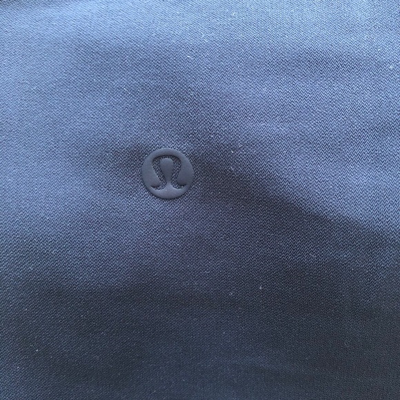 Lululemon On The Fly Crop Sz4 True Navy - Picture 11 of 11